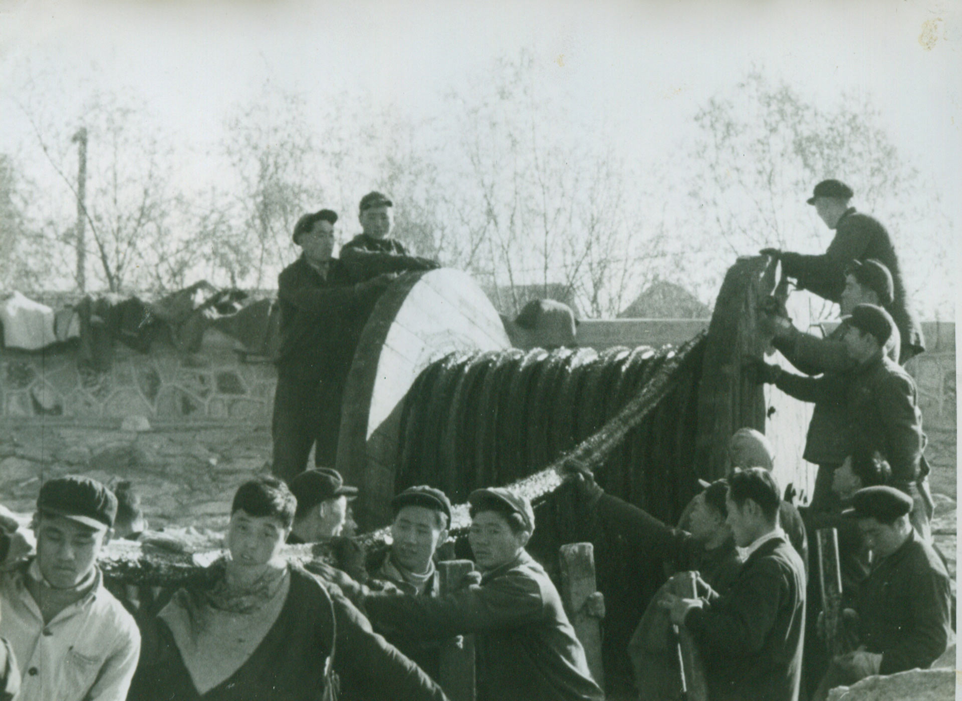 1967年全国首条110千伏过江电.jpg